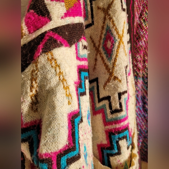 Jen's pirates booty southwest cardigan | size small - Picture 3 of 8